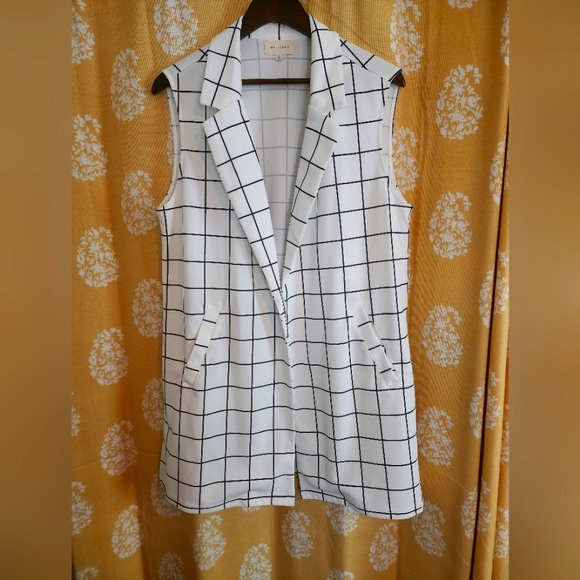 Black and White Blazer Vest - Picture 1 of 1